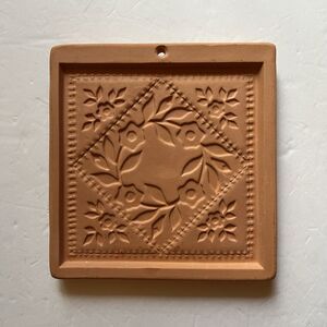 AMACO Cotton Press "Quilted Wreath” 1994 VTG Cookie Shortbread Mold terra-cotta